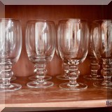 G04. Wine glasses. 